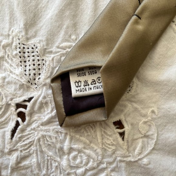 Valentino Cravatte silk tie tan & black rare - Picture 12 of 12